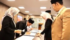 Rektor UNJA Prof. Dr. Helmi, S.H., M.H Lantik Pejabat Baru 2026-2030.
