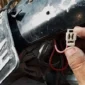 Ilustrasi - Cara Menghidupkan Motor Tanpa Kunci saat Kondisi Darurat.