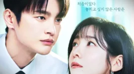 Seo In Guk dan Park Ji Hyun di Drama See You At Work Tomorrow. (Instagram @tvn_drama)