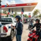 Ilustrasi - Pengisian BBM di SPBU. Harga BBM Pertamina Hari Ini 2 Juni 2026.