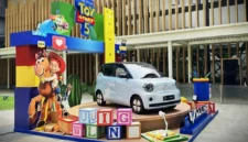 Wuling EV tampil perdana di Central Park Jakarta. (Wuling Motors)
