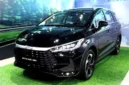 Pajak Tahunan BYD M6 DM-i. Medcom