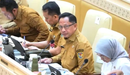Mendagri Soroti Modus Kepala Daerah Titip Timses Jadi Tenaga Honorer