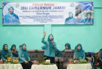 Ketua TP PKK Provinsi Jambi Hj. Hesnidar Haris, SE (Hesti Haris) menghadiri Sosialisasi Gerakan Jambi bersholawat dan Supervisi Evaluasi Gerakan PKK bersama Tim Pengerak PKK Kabupaten Kerinci.