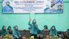 Ketua TP PKK Provinsi Jambi Hj. Hesnidar Haris, SE (Hesti Haris) menghadiri Sosialisasi Gerakan Jambi bersholawat dan Supervisi Evaluasi Gerakan PKK bersama Tim Pengerak PKK Kabupaten Kerinci.