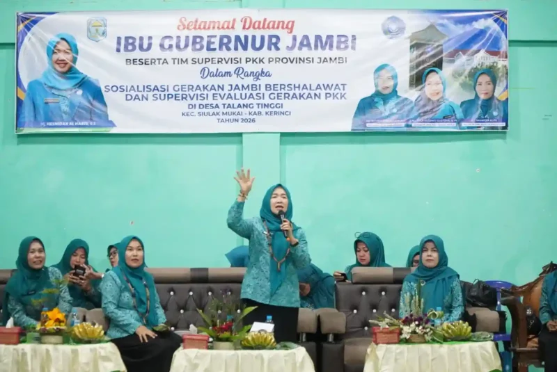 Ketua TP PKK Provinsi Jambi Hj. Hesnidar Haris, SE (Hesti Haris) menghadiri Sosialisasi Gerakan Jambi bersholawat dan Supervisi Evaluasi Gerakan PKK bersama Tim Pengerak PKK Kabupaten Kerinci.