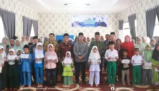 Kemenag Sungai Penuh Kota Sungai Penuh mengikuti kegiatan Lebaran Yatim dan Penyandang Disabilitas.