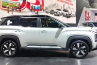 Mitsubishi Destinator hadir meramaikan segmen SUV keluarga tiga baris di Indonesia. (Foto: CNNIndonesia)