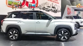 Mitsubishi Destinator hadir meramaikan segmen SUV keluarga tiga baris di Indonesia. (Foto: CNNIndonesia)