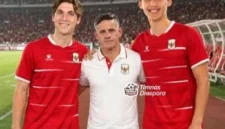 Luke Vickery dan Mitchell Baker bersama Pelatih Timnas,John Herdman. ist