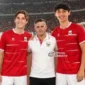 Luke Vickery dan Mitchell Baker bersama Pelatih Timnas,John Herdman. ist