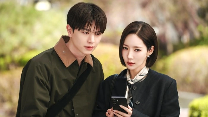 Penampilan Yook Sungjae (kiri) dan Park Min Young (kanan) dalam drama Korea terbaru SBS 2026 Nine to Six. (Foto: dok. SBS) 