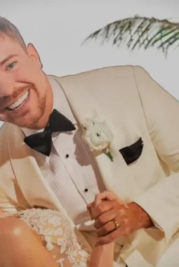MrBeast Resmi Menikah dengan Thea Booysen, Unggah Foto Pernikahan Perdana