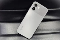 realme P4 Lite. Medcom