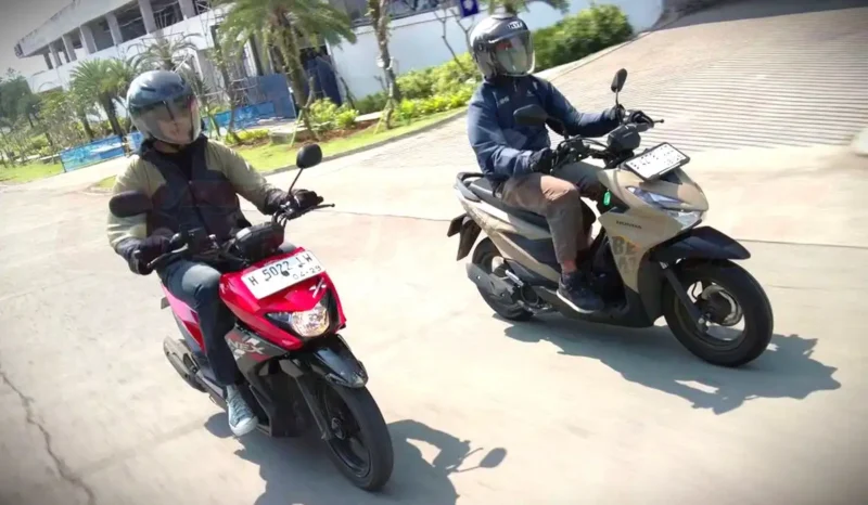 Komparasi Suzuki Nex Crossover dan Honda Beat Street. (KOMPAS.com)