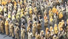 ASN Pemkot Surabaya di Balai Kota, Kamis (9/4/2026).(DOKUMEN/PEMKOT SURABAYA)