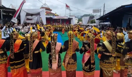 Ribuan Warga Padati Kenduri Sko Enam Luhah Sungai Penuh, Momen Bersejarah Setelah Dua Dekade