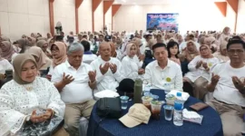 Wakil Walikota Sungai Penuh, Azhar Hamzah hadiri Reuni Lintas Angkatan Sedunia SMPN 2 Sungai Penuh.