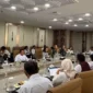 Wali Kota Sungai Penuh, Alfin, S.H., didampingi Gubernur Jambi, Dr. H. Al Haris, S.Sos., M.H., melakukan audiensi dengan Kementerian Lingkungan Hidup, di Jakarta.