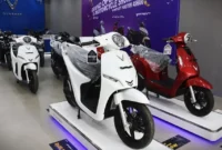VinFast membuka 20 dealer motor listrik di berbagai kota Indonesia pada Juli 2026 untuk memperluas jaringan distribusi. Vinfast