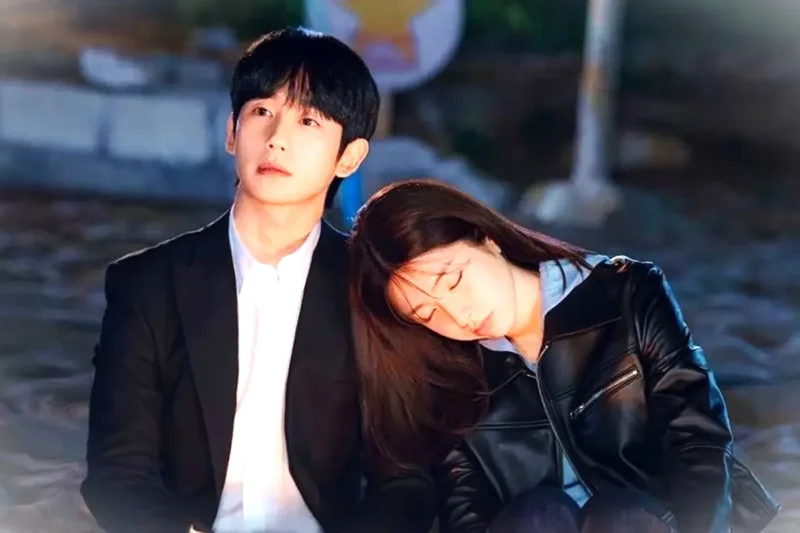 Jung Hae In dan Ha Young di Drama Our Sticky Love. (Instagram @netflixkr)