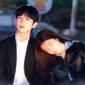 Jung Hae In dan Ha Young di Drama Our Sticky Love. (Instagram @netflixkr)