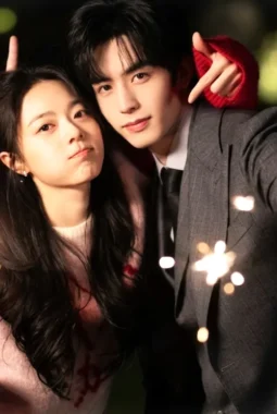 Sinopsis Drama Shine on Me: Reuni Song Weilong dan Zhao Jinmai di Adaptasi Novel Gu Man