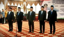 Gubernur Al Haris Lantik 5 Pejabat Baru Jambi. (Pariwarajambi)