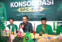 Alvia Santoni Pimpin  Rapat Konsolidasi DPC PPP Kota Sungai Penuh. ist