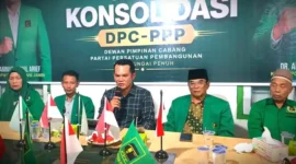 Alvia Santoni Pimpin  Rapat Konsolidasi DPC PPP Kota Sungai Penuh. ist