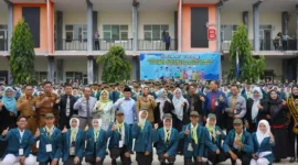 Gubernur Jambi Dr. H. Al Haris, S.Sos., MH secara resmi membuka Pengenalan Kehidupan Kampus bagi Mahasiswa Baru (PKKMB) Poltekkes Kemenkes Jambi Tahun Akademik 2026/2027.