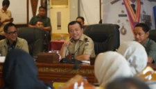 Gubernur Al Haris Membuka Rapat Dampak Lingkungan dan Sosial Pembangunan Jalan Tol Jambi-Rengat Fase 1. (Foto: Diskominfo Provinsi Jambi)