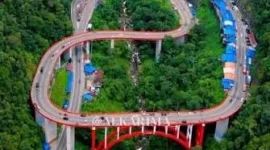 Jalan Paling Indah di Sumatera Barat. (Instagram: @alkarima_)