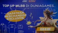 Ilustrasi - Update MLBB Versi Terbaru via APKPure. (duniagames.co.id)