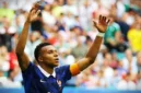 Kylian Mbappe kini sudah mencetak 10 gol di Piala Dunia 2026 meninggalkan Lionel Messi. (REUTERS/Carlos Barria)