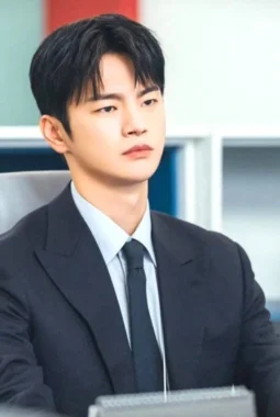 Ini 5 Drakor Terbaik Seo In-guk yang Wajib Kamu Tonton Selain See You at Work Tomorrow
