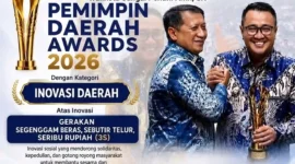 Kolase Foto – Wali Kota Sungai Penuh Alfin, saat Menerima Penghargaan Pemimpin Daerah Award.