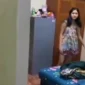 Foto: Video rumah dinas mantan Kalapas Waingapu digerebek bersama wanita. (Dok. Istimewa)