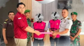 Kejaksaan Menyerahkan Tahanan ke Rutan Sungai Penuh.