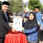Wali Kota Sungai Penuh, Alfin, saat Penyerahan SK PPPK  Kota Sungai Penuh.
