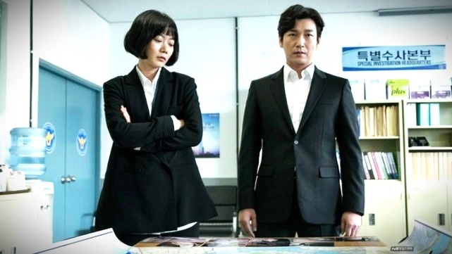 Mydramalist
rekomendasi drama Korea tentang korupsi.
