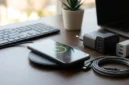 Merk Charger HP & HP Wireless Charging 2026. (Foto: AI)