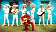 Tankapan layar Video musik lagu 'Risk It All' - Bruno Mars (Foto: YouTube/Bruno Mars)